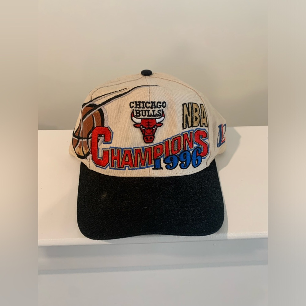 (Vintage 90’s) Chicago Bulls Hat